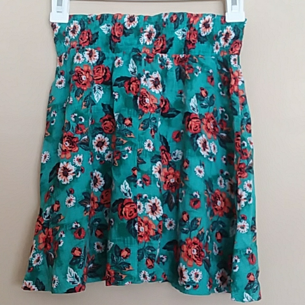 🌹Frenchi Floral Mini Skirt - Picture 2 of 4